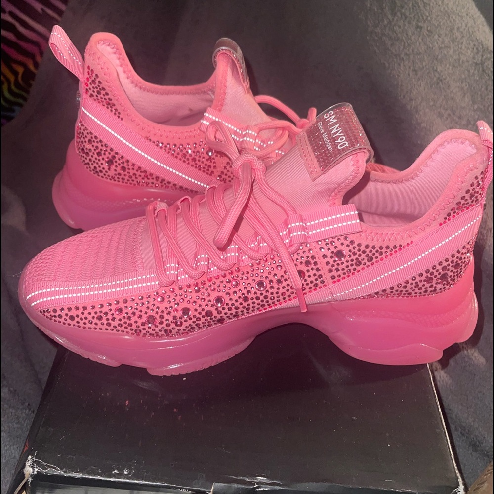 Steve Madden sneakers